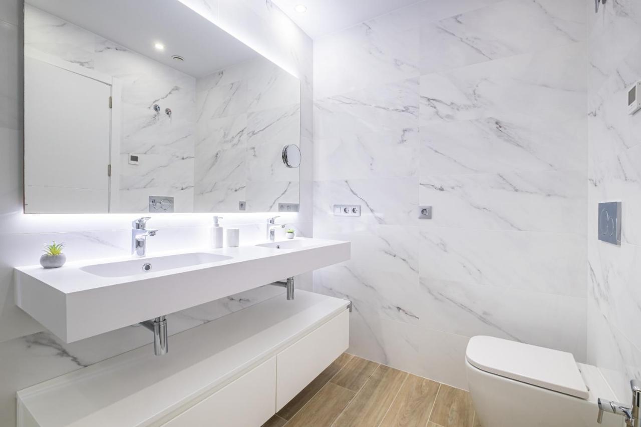 Sunset Cliffs Deluxe Apartment 1054 Poniente Beach 베니돔 외부 사진